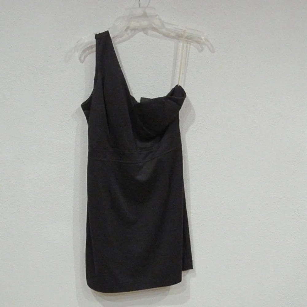 Madison One Shoulder Dress Size Large VGUC